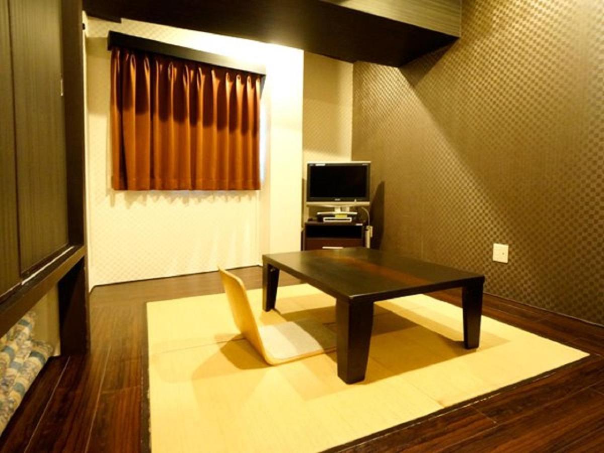 Hotel Livemax Budget Esaka Suita Dış mekan fotoğraf