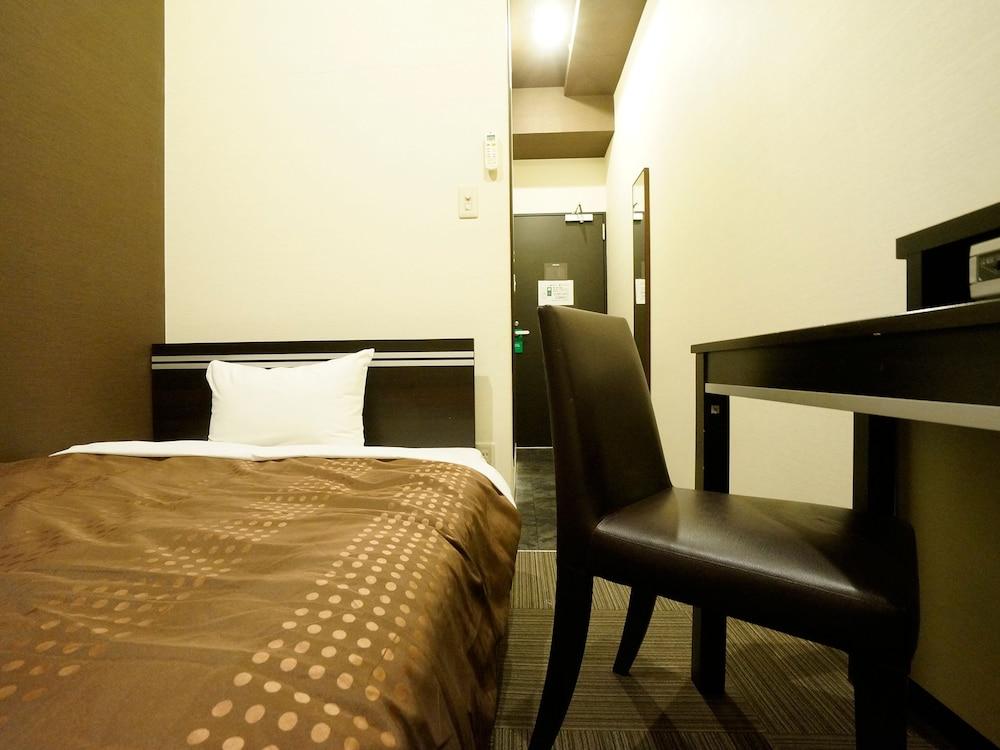 Hotel Livemax Budget Esaka Suita Dış mekan fotoğraf