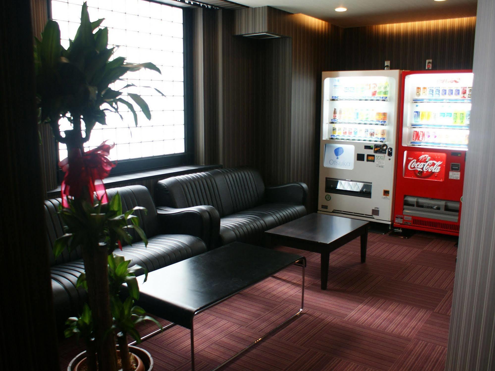 Hotel Livemax Budget Esaka Suita Dış mekan fotoğraf